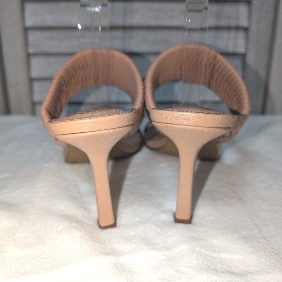 New Vince Camuto Emoelee Leather Heeled Sandals Size 9.5 - Picture 2 of 8